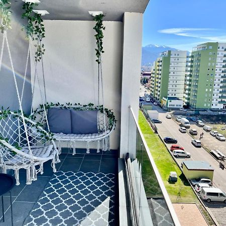 Boholand Apartment Braşov Buitenkant foto