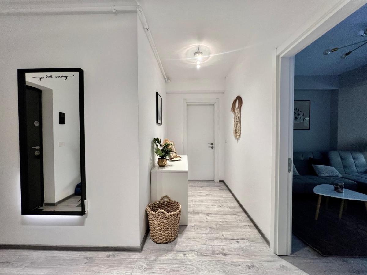 Boholand Apartment Braşov Buitenkant foto